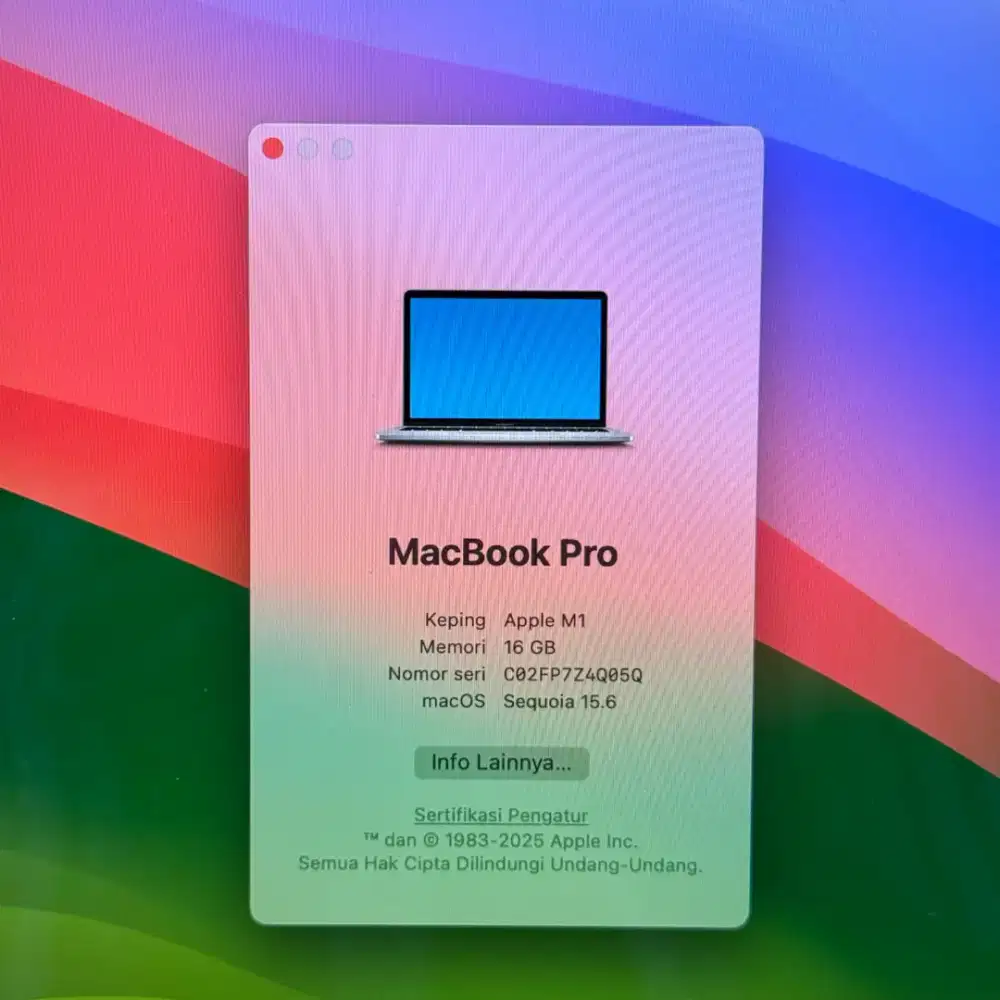 Macbook Pro M1 layar 13 Inch Ram 16 Ssd 256 Silver buat desain editing