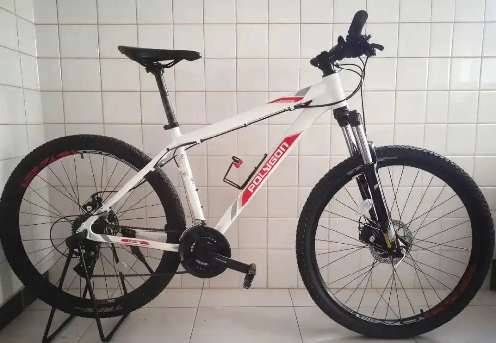 Sepeda gunung MTB polygon premier 3 uk27,5