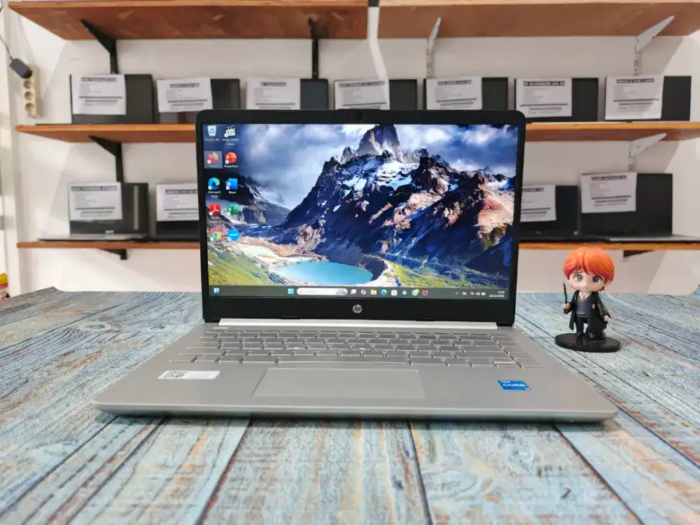 Dijual Cepat Second HP 14S-DQ5115TU/Core i3-1215U/RAM 4 GB