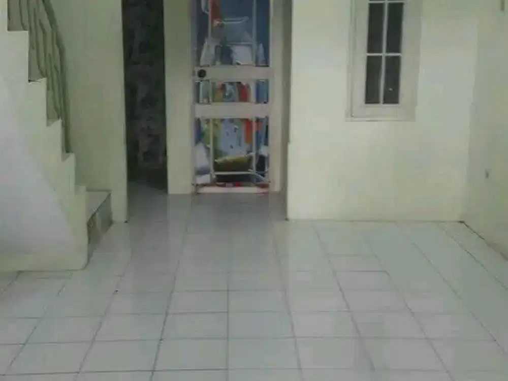 Disewakan rumah 2 lantai citra 2 ext