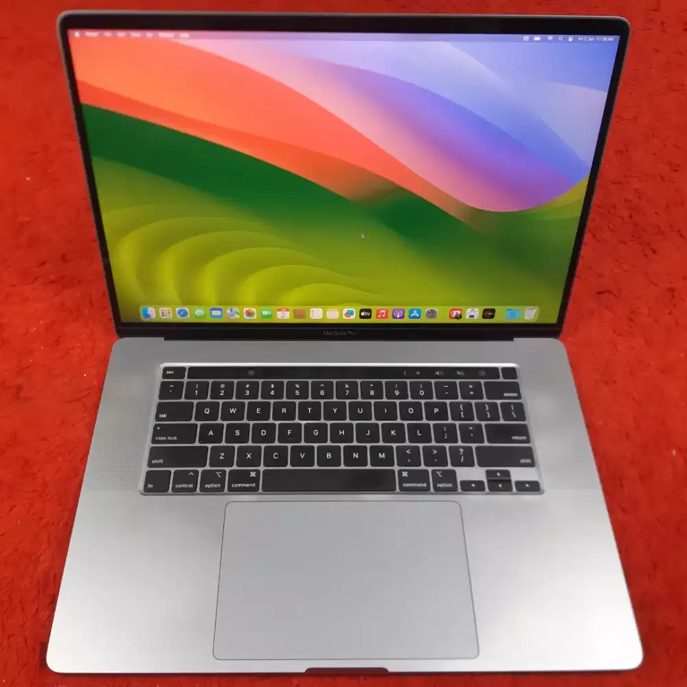 Macbook pro 2019 16 inch ram 16gb ssd 512gb i7 dual vga bisa cod