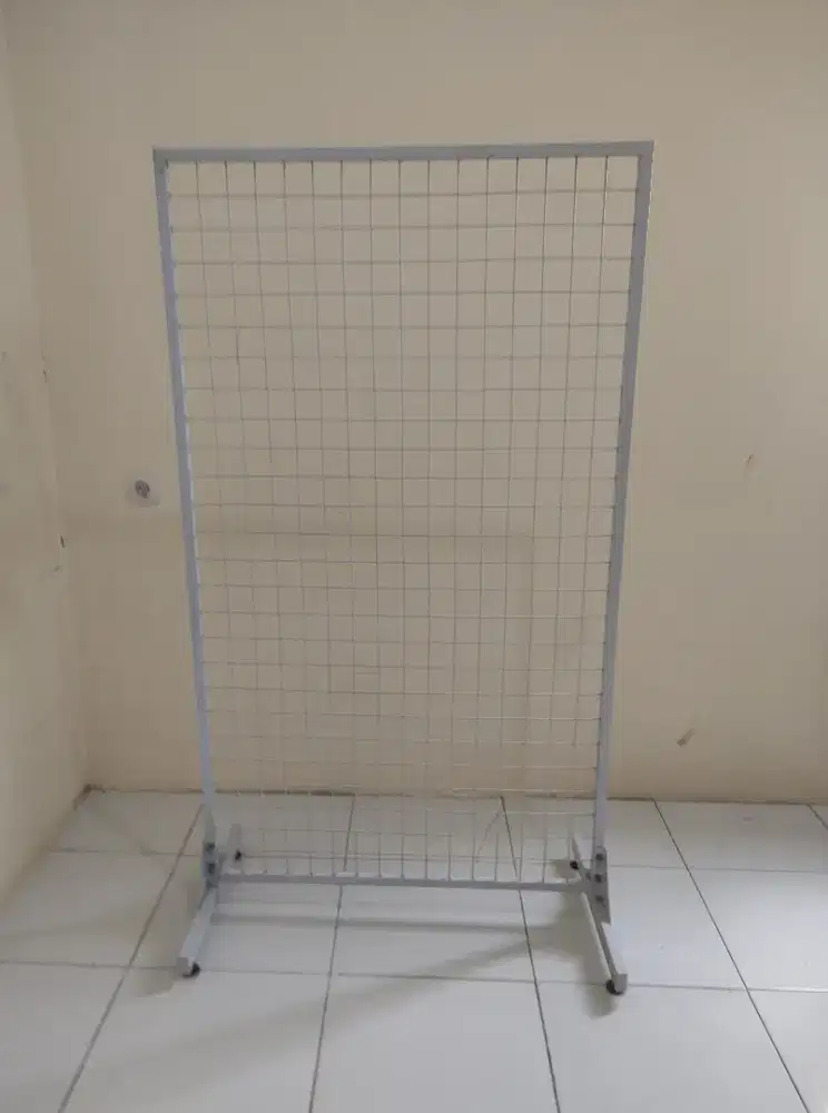 Rak display aluminium