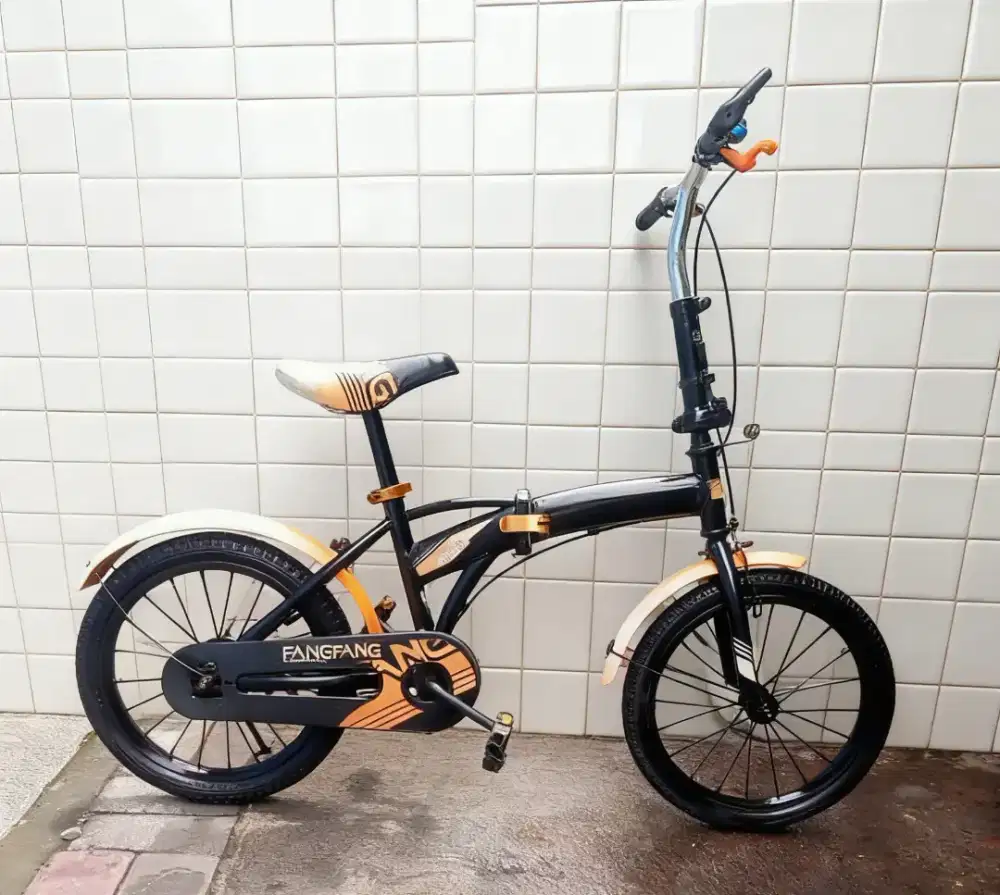 Sepeda lipat ukuran 16