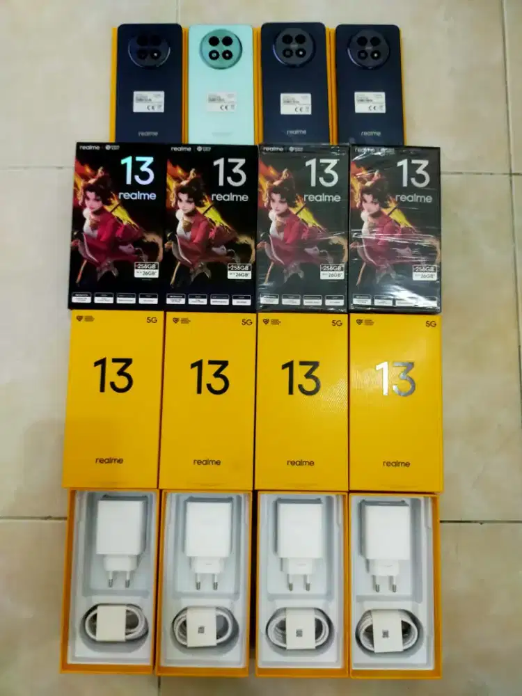 Realme 13 5G seperti baru 12/256