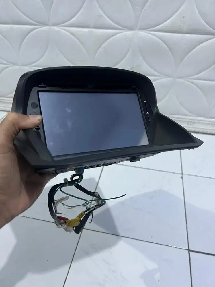 Head unit ford fiesta