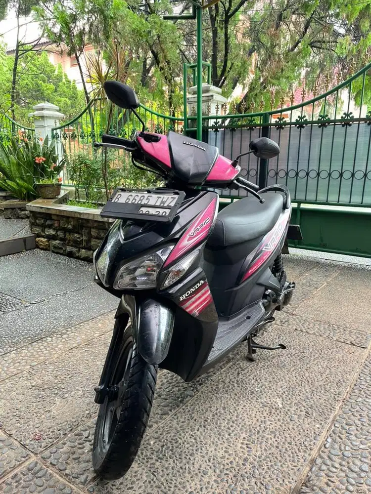 HONDA VARIO 110 CW 2010 - Black Magenta