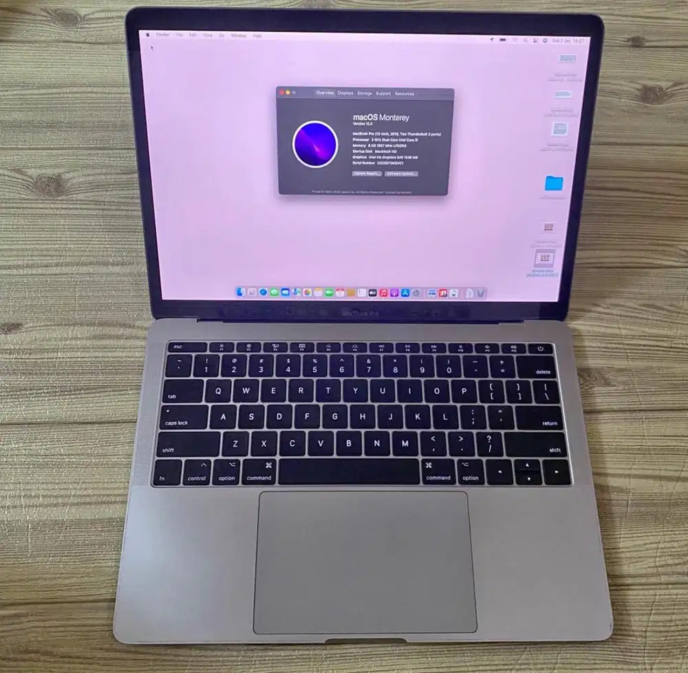 Macbook pro 2017 Unit Only RAM 8/1TB