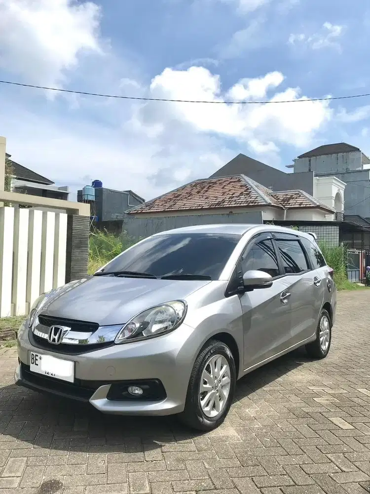 Honda mobilio mt