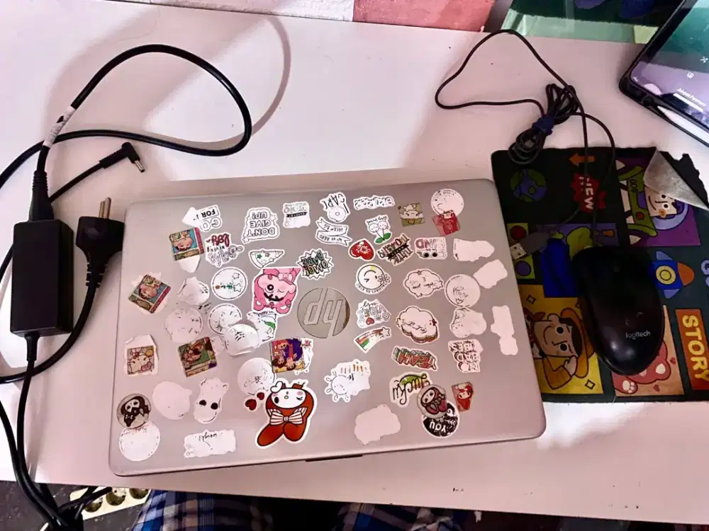 Laptop HP 14s Celeron | Windows 11 Ori | Mulus