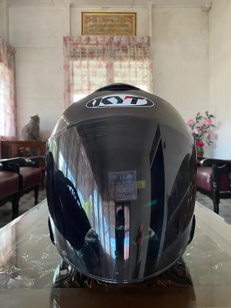 Helm KYT world class helmet