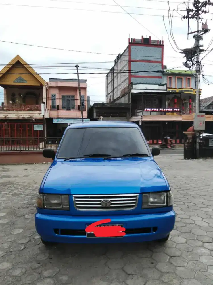 toyota kijang LGX thn 2001