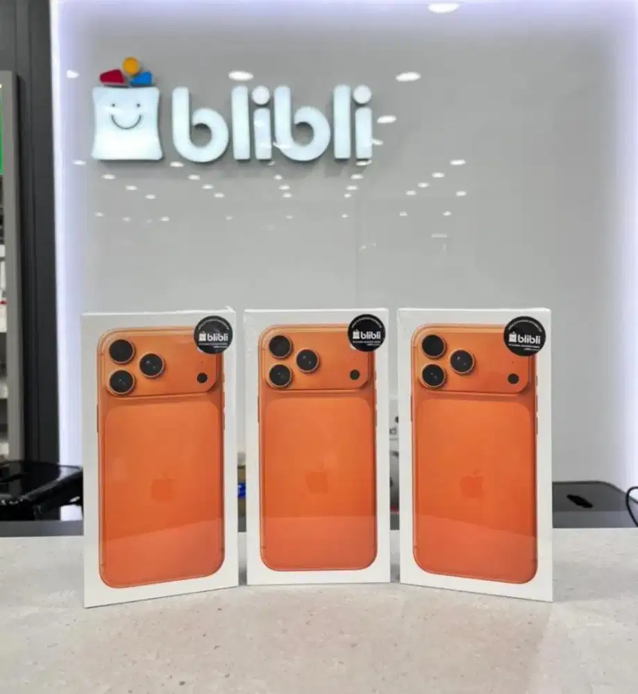 Iphone 17 PM 256 ready orange and blue