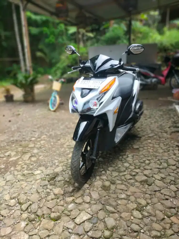 Vario kzr 2012 plat b pajak pules