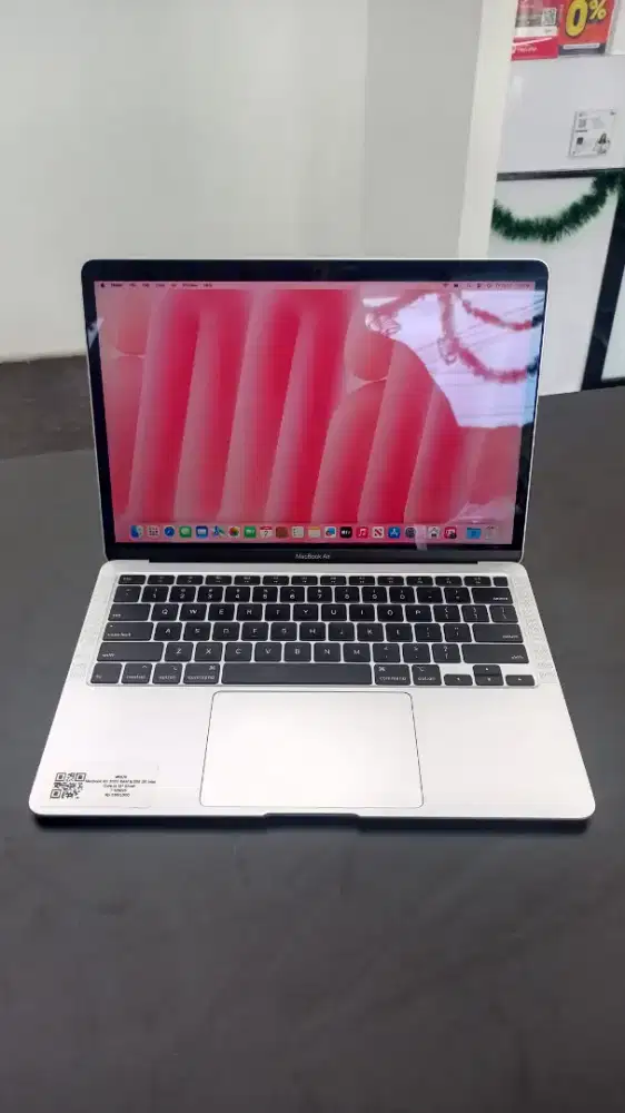 MacBook Air 2020 RAM 8/256   GB Intel Core i5 13-Inch  Silver