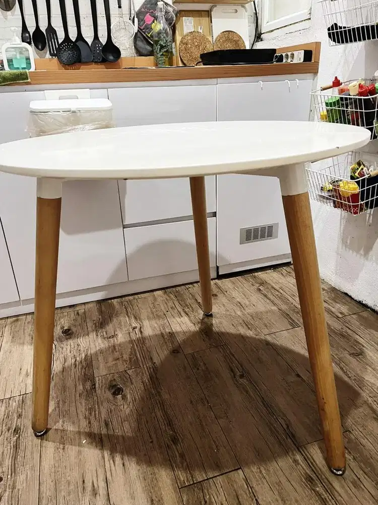 jual meja makan bekas