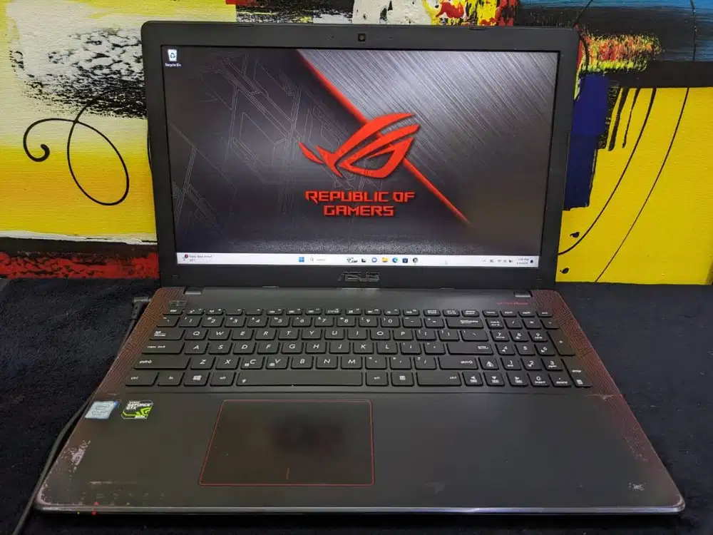 Laptop Baby ROG X550 Core i7 Gen 7 8/128 + HDD 1TB Nvidia GTX 950M Sia