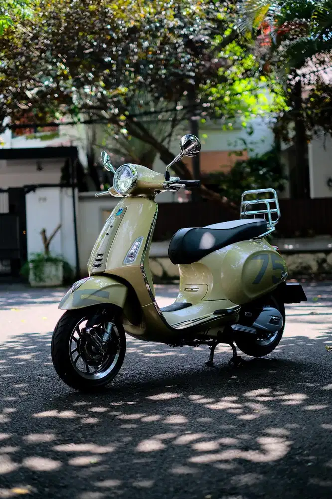 VESPA PRIMAVERA 150 ANNIVERSARY 75TH 2021 KM 200PERAK