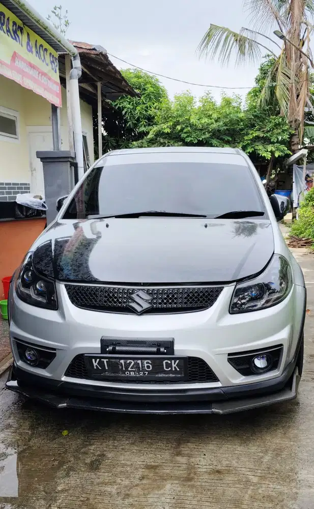 Suzuki SX4 2012 Bensin