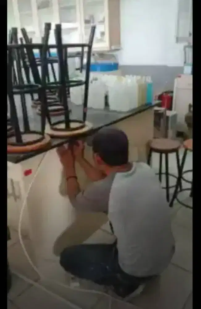 Renovasi rumah dan pengerjaan tukang serabutan