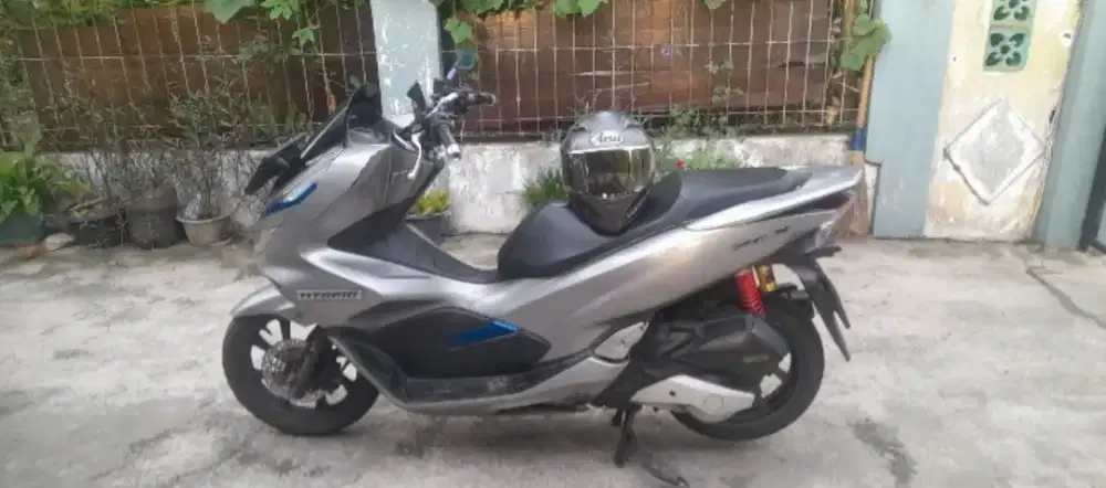 Dijual Motor PCX Silver 2019 Type ABS