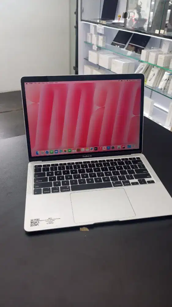 MacBook Air 2020 RAM 8/256 Intel Core i5 13-Inch  Silver