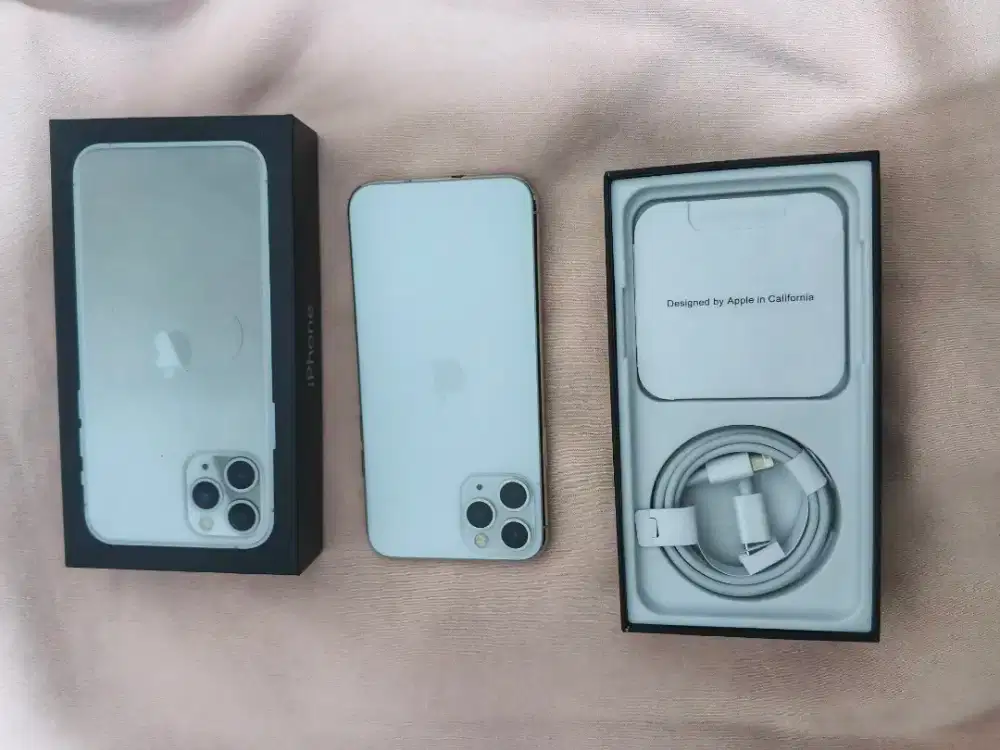 Iphone 11 pro 256gb tepat silver