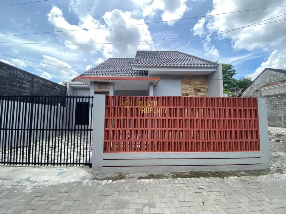 RUMAH MODERN, 8 MENIT KE KAMPUS UPN JOGJA DI NGEMPLAK, SLEMAN