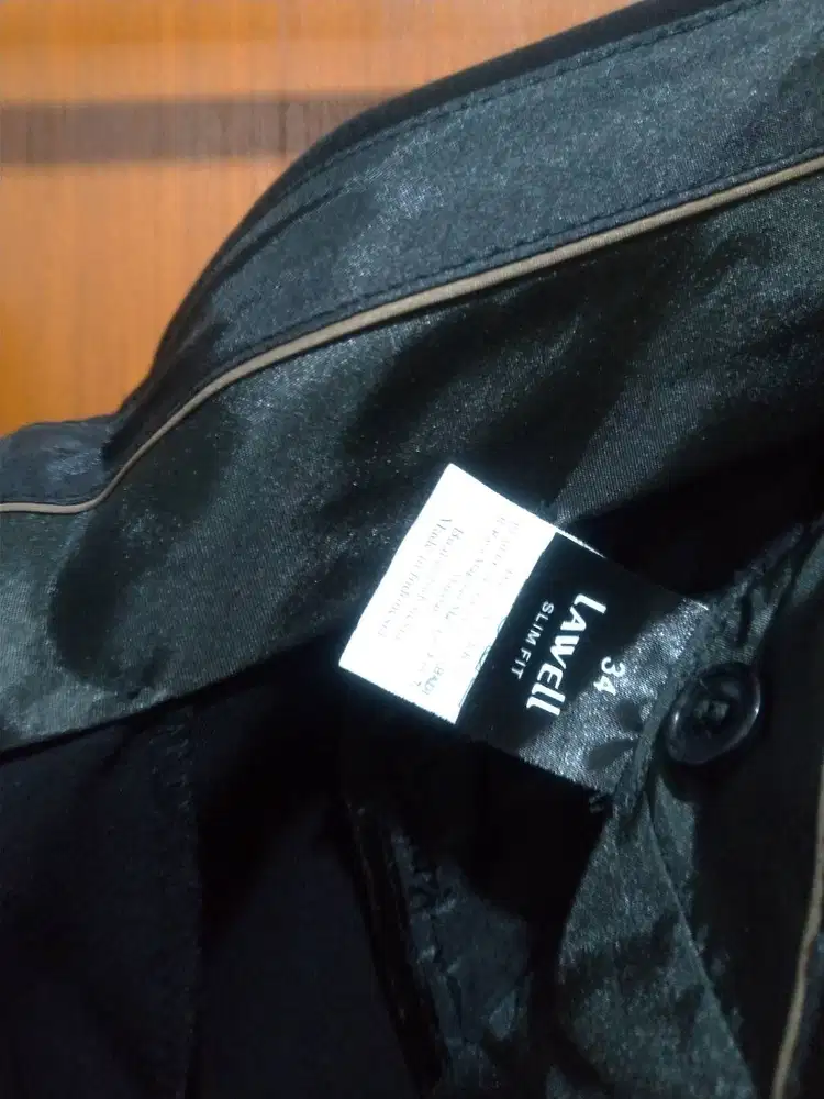 Celana Formal Bahan Hitam 34 Lawell