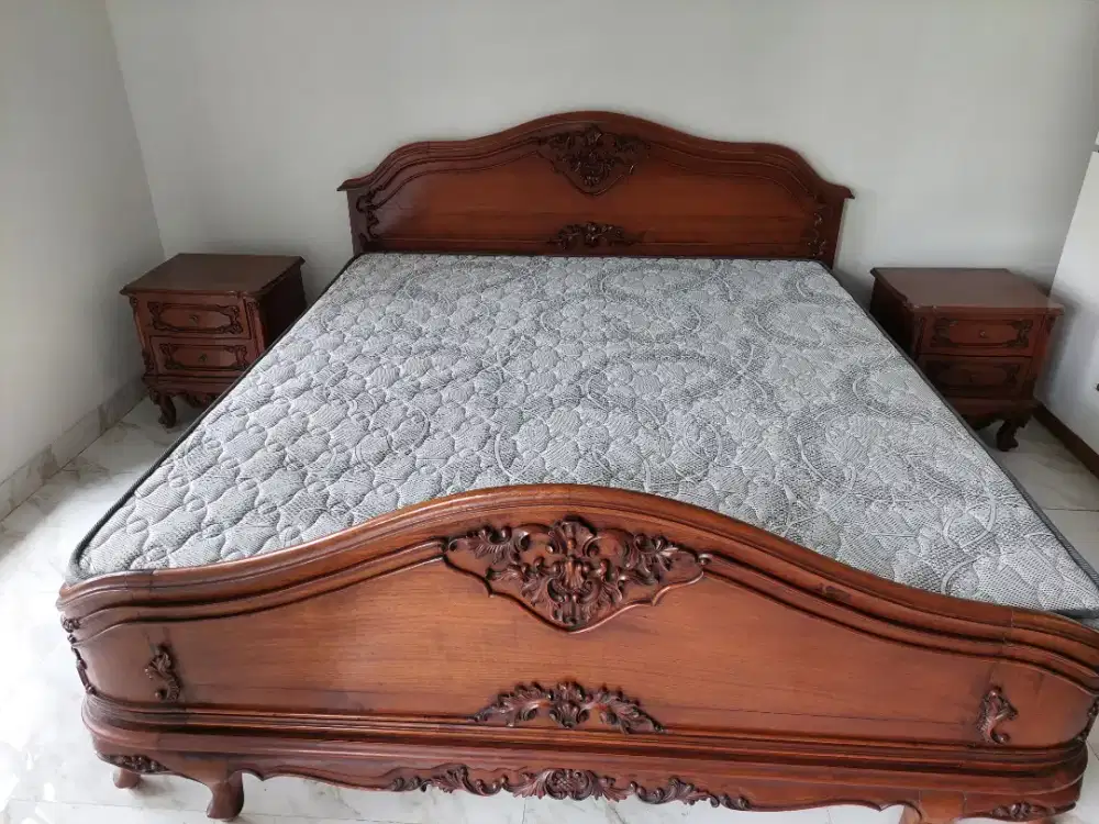 Ranjang tidur kayu jati jepara