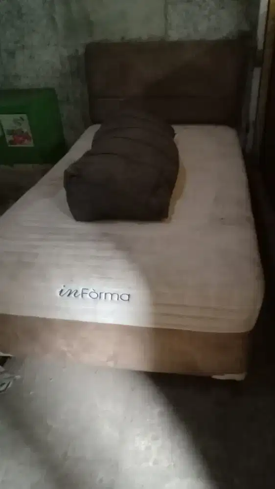 Kasur bet merk Informa