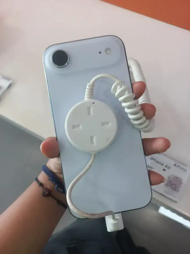 Promo iphone air garansi resmi kredit bunga 0% tenor hingga 24 bulan!!