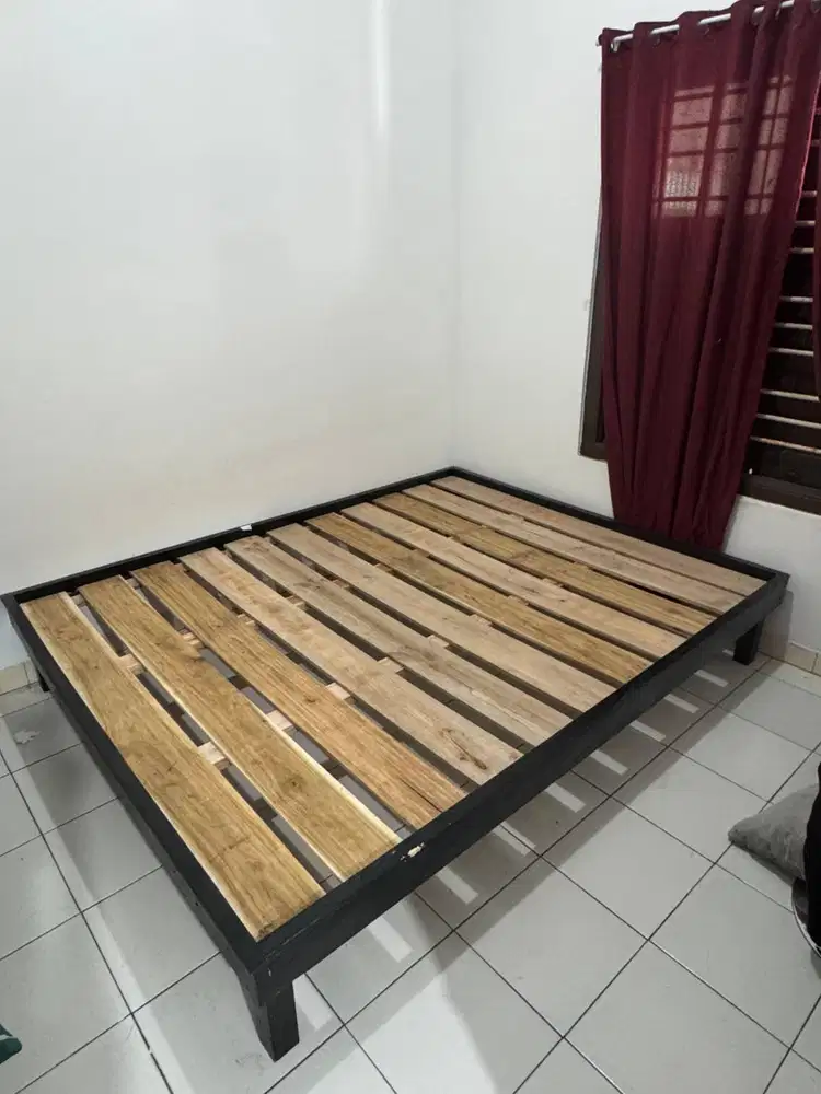 Dijual Dipan Divan Kasur Kayu Ukuran Queen 160 x 200