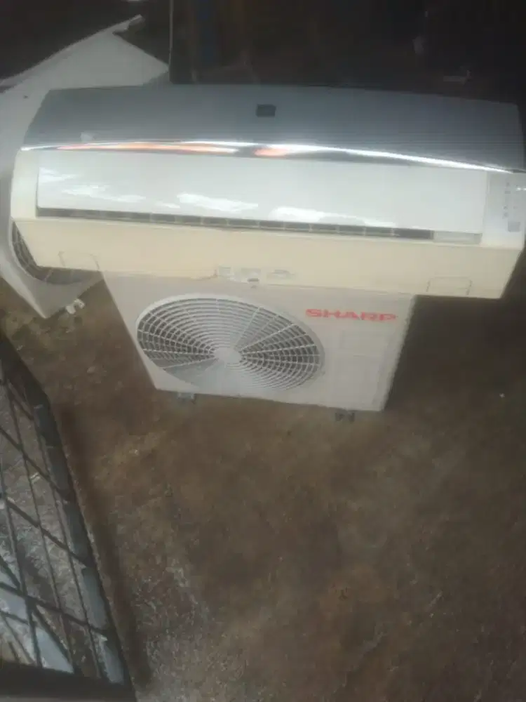 AC sharp 1/2 pk dingin