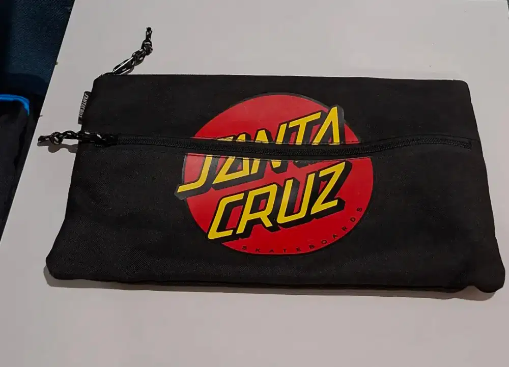 Classic Dot Pencil & Case Pouch Santa Cruz Original 30cm x 18cm