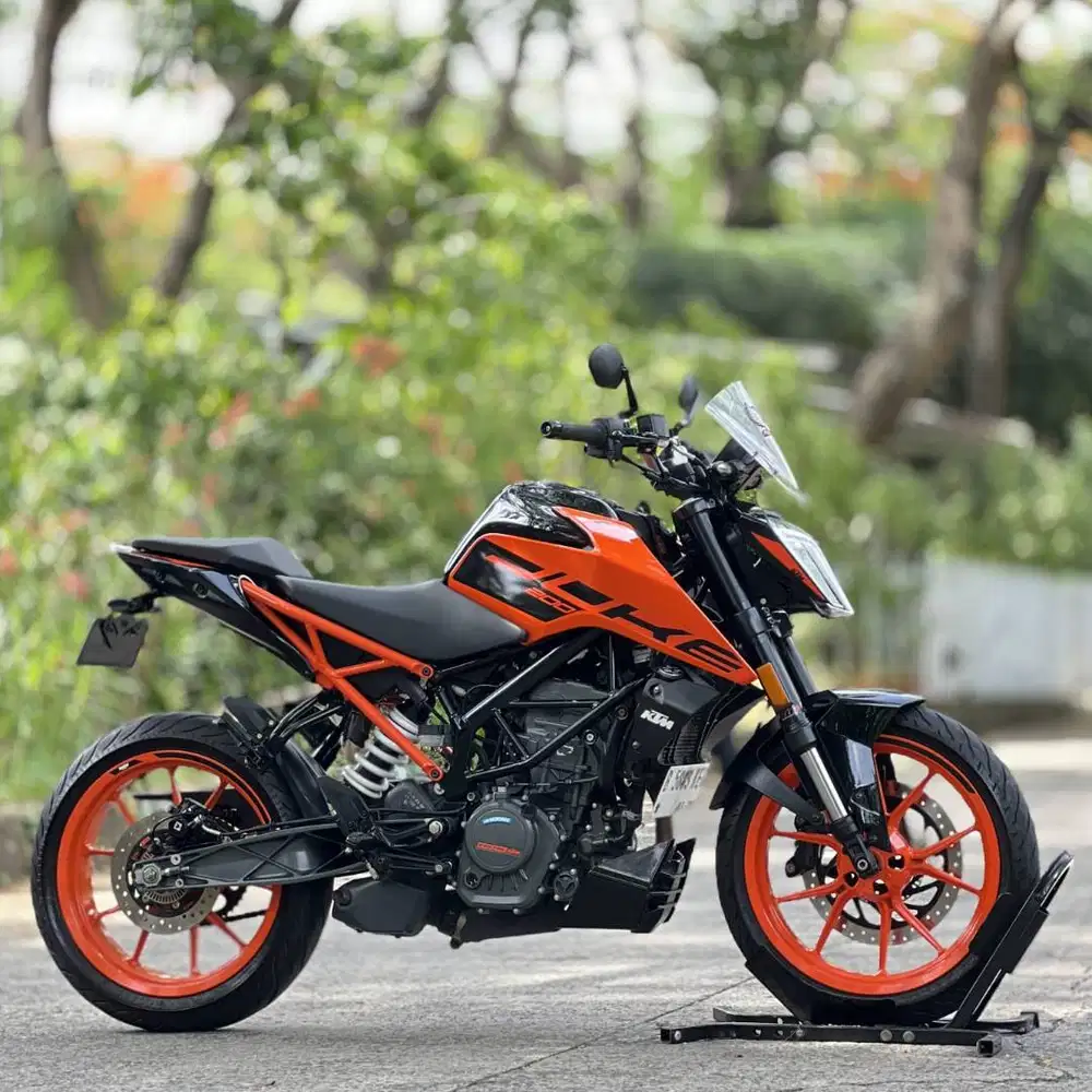 KTM DUKE 200 ABS 2023 ORANGE KM 5K PAJAK PANJANG SIAP JALAN