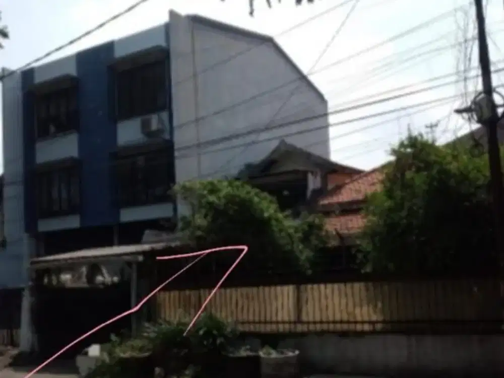 Rumah Siap Huni Lokasi Jalan Raya Di Daerah Patua Cocok untuk bisnis apapun, seperti kantor, kost an, klinik, dll bebas banjir