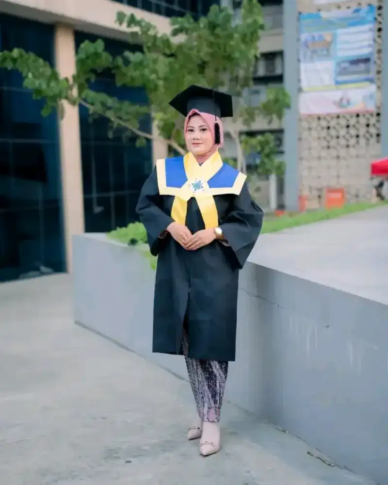 Lulusan s1 ,Mencari pekerjaan yang halal