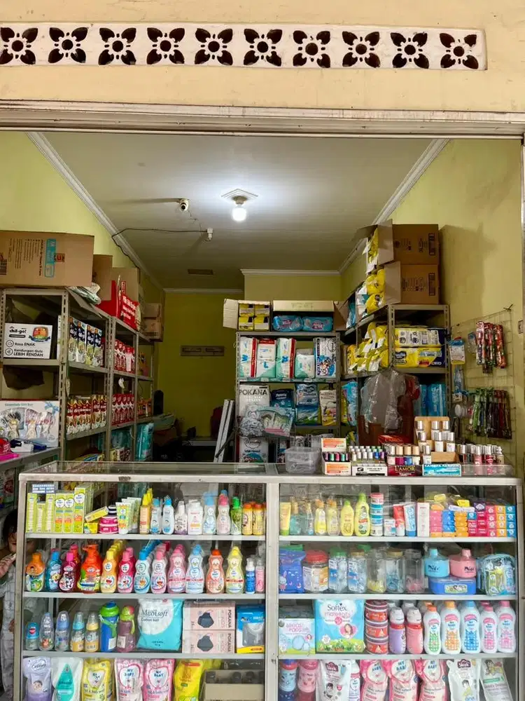 Oper kontrak toko susu & popok