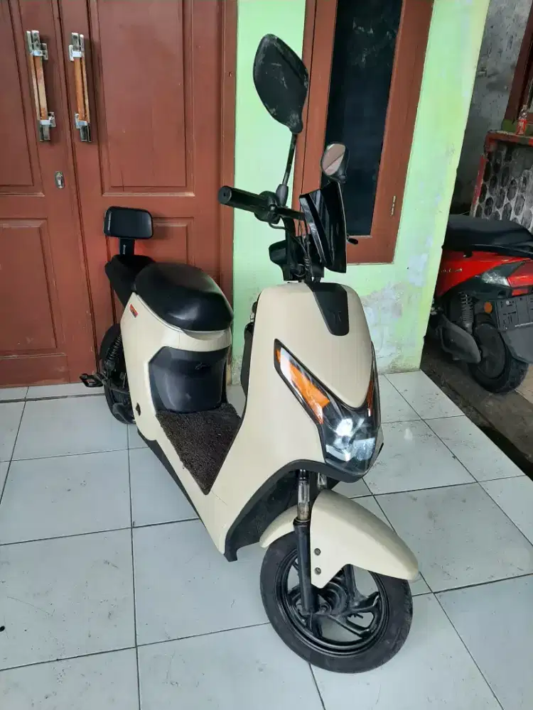 Sepeda Listrik U winfly D60