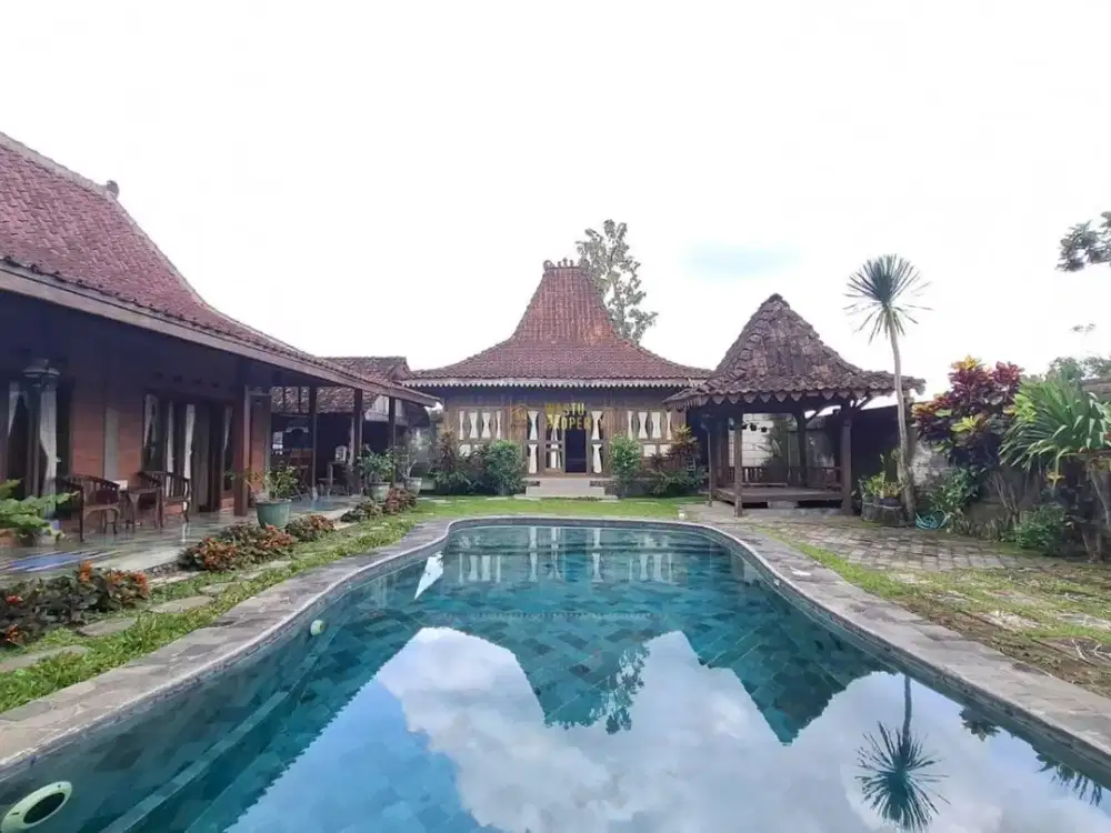 VILLA TANAH LUAS DEKAT MAGUWOHARJO, SLEMAN