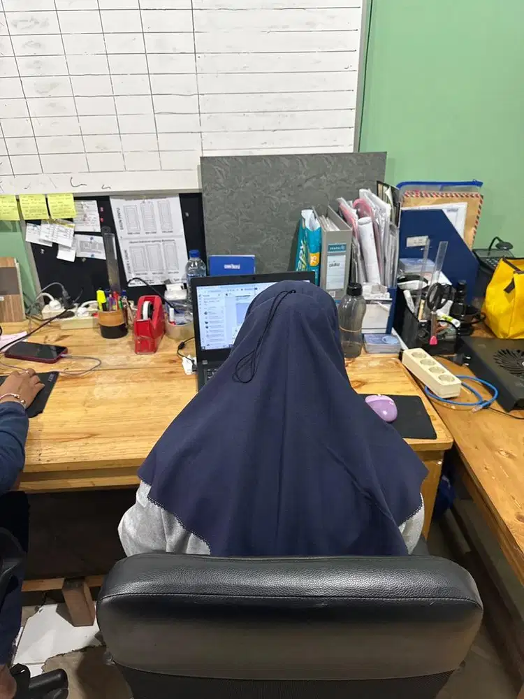 Admin sales penjualan