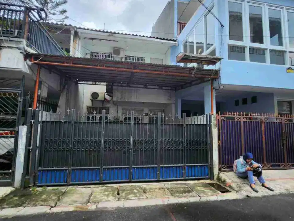 DI JUAL RUMAH 2 LANTAI DI TOMANGG TINGGI