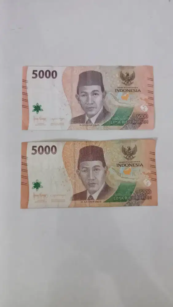 Uang kertas Rp 5000 unik