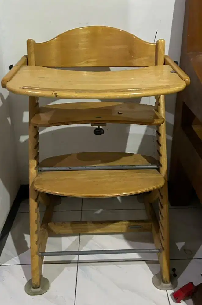 Kursi makan yamatoya preloved/bekas