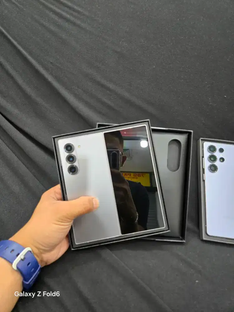 MULUS Samsung Z Fold 6 256gb no minus Nego tipis