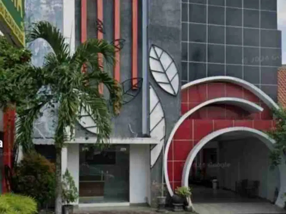DIJUAL HOTEL AREA SETURAN WAHID HASYIM CONCAT
