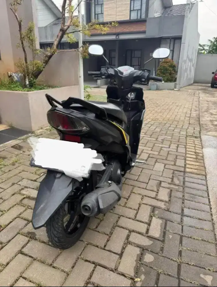 Yamaha Mio m3 tahun 2018 Surat BPKB  Faktur aja motor mulus