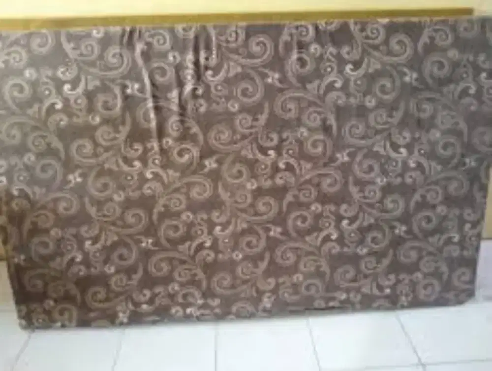 kasur busa ukuran no 2 (ada dua unit)