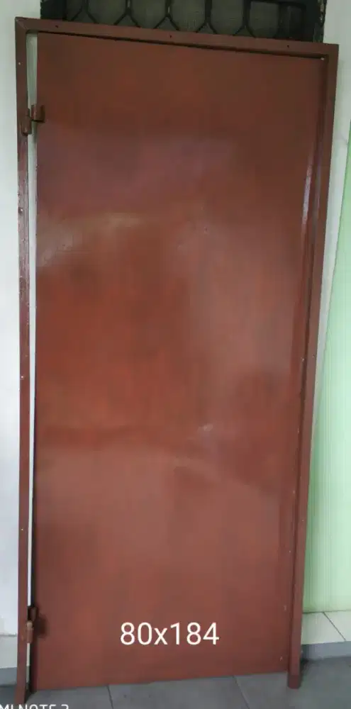 Pintu Besi (Plat)