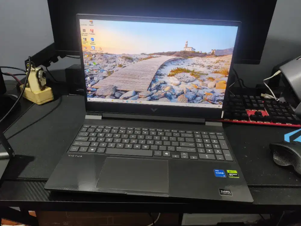 Laptop HP VICTUS GAMING RTX 4050
